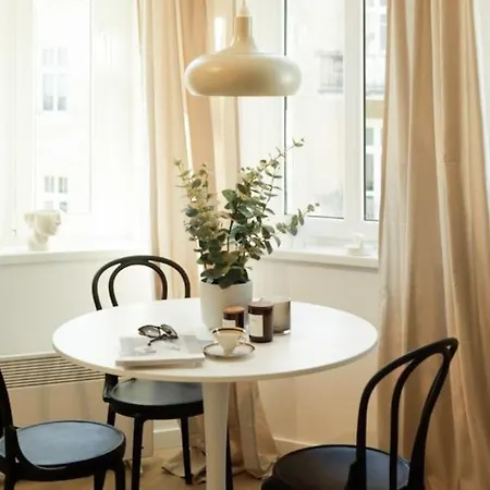 C.m Centrum Iii Apartment *